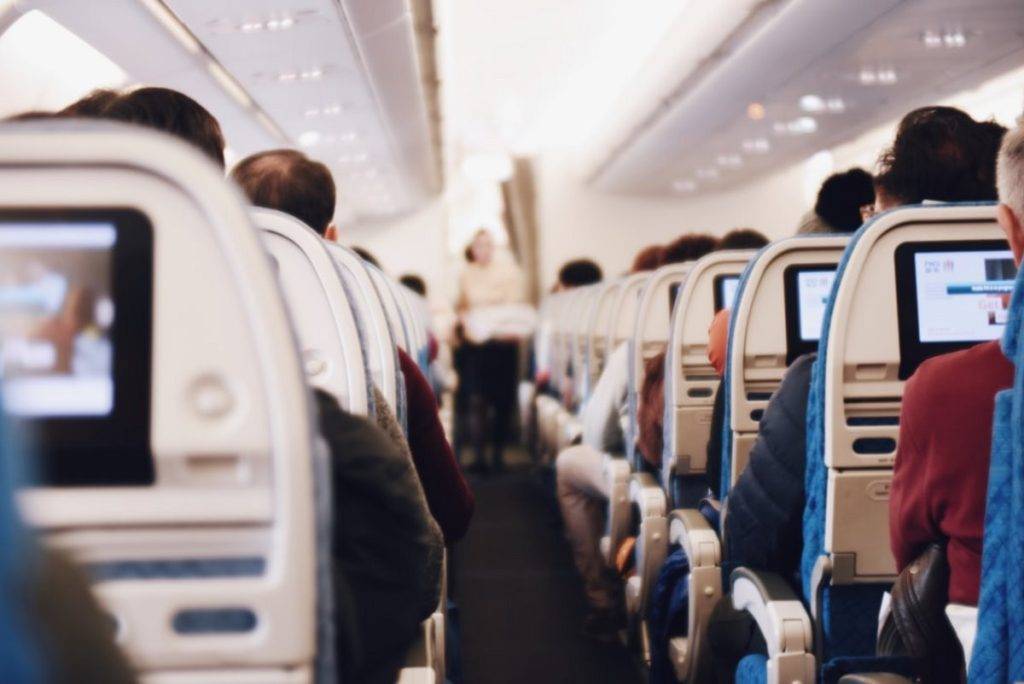 Χανιά: Πανικός σε αεροσκάφος, επιβάτης εξέπνευσε λίγο πριν την απογείωση