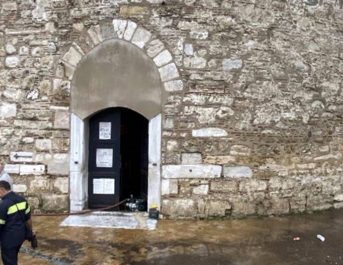 Θεσσαλονίκη: “Θύμα” της κακοκαιρίας και ο Λευκός Πύργος