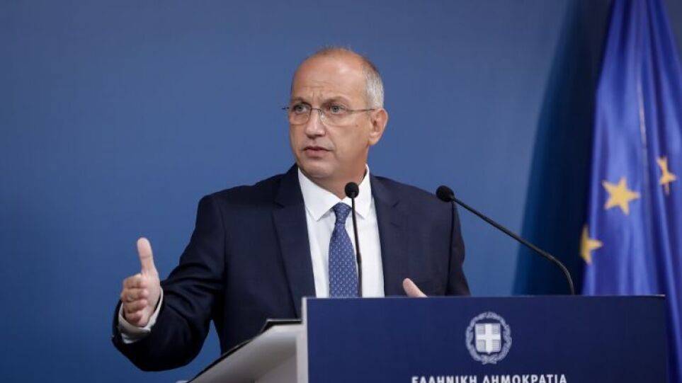 Οικονόμου για Ακάρ: “Η μονότονη επανάληψη ενός ψέματος δεν το καθιστά αλήθεια”