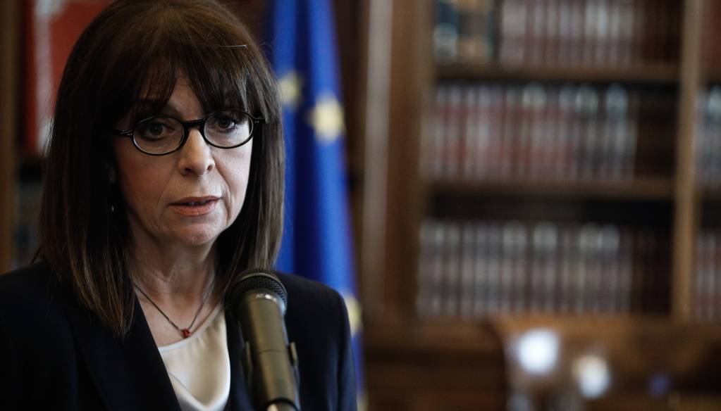 Στη σημασία της ομοψυχίας απέναντι στις μεγάλες προκλήσεις, αναφέρθηκε από τη Θεσσαλονίκη, η ΠτΔ