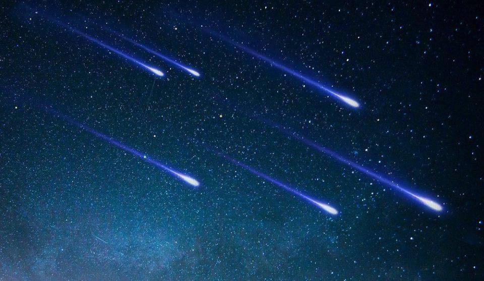 «Πεφταστέρια» του φθινοπώρου: Την Παρασκευή κορυφώνεται η βροχή των Ωριωνίδων