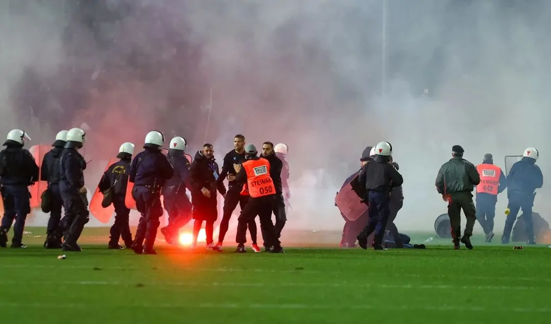Θεσσαλονίκη: Τακτοποιήθηκαν 11 άτομα για τα έκτροπα του αγώνα ΠΑΟΚ-ΑΡΗΣ