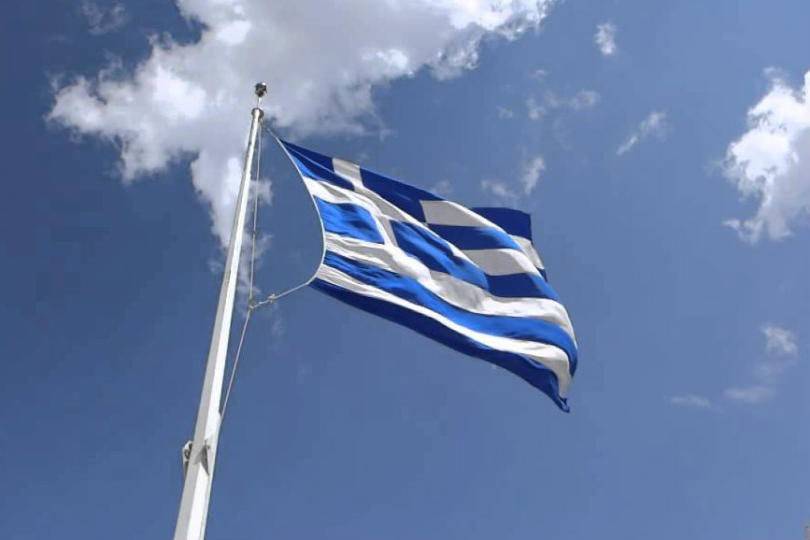 Δήμος Μοσχάτου-Ταύρου: Έκλεψαν τις Ελληνικές σημαίες της 28ης Οκτωβρίου