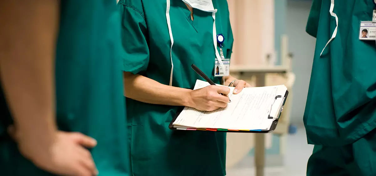 Ξεκίνησε η πίεση και στους μερικώς εμβολιασμένους στα νοσοκομεία Θεσσαλονίκης