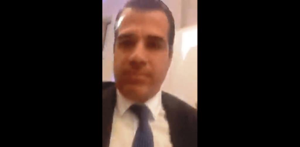 Αποδοκιμάστηκε ο Θάνος Πλεύρης απο υγειονομικούς σε αναστολή στο Ζάππειο Μέγαρο