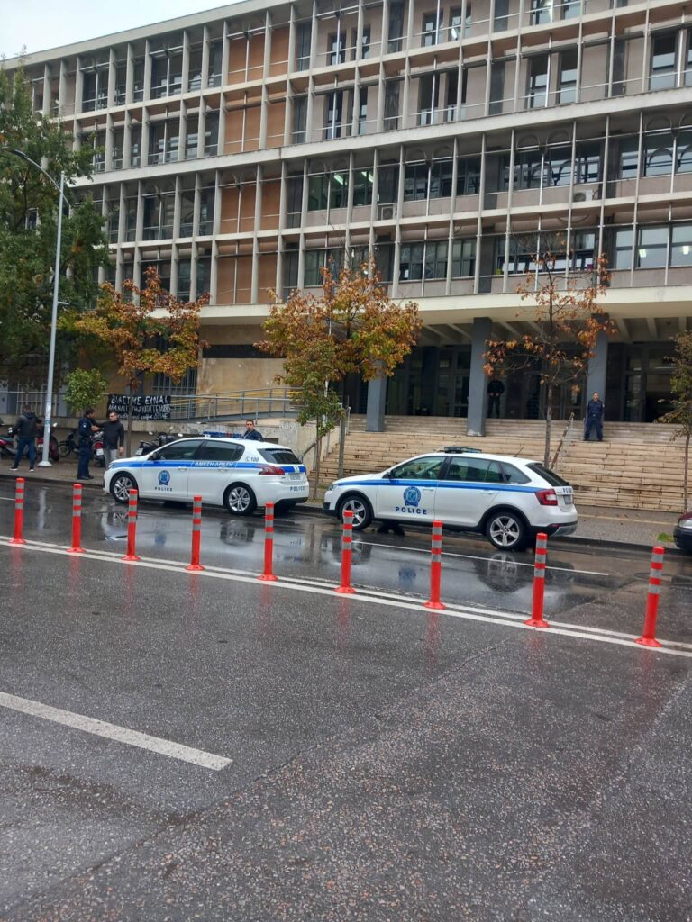 Θεσσαλονίκη: Φάρσα το τηλεφώνημα για βόμβα στο Δικαστικό Μέγαρο