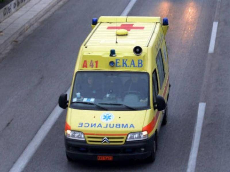 Σύνταγμα: Θανάσιμη πτώση ατόμου από μεγάλο ύψος