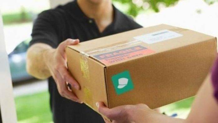 Courier: Οδηγίες για ασφαλή παραλαβή δεμάτων σε περιόδους αυξημένης ζήτησης