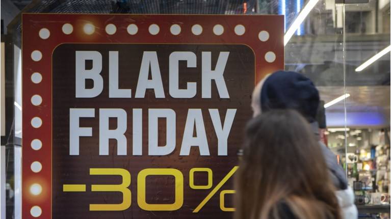 Black Friday: Υποτονική η κίνηση στα καταστήματα φέτος-Γιατί δεν “πείθει” τους καταναλωτές