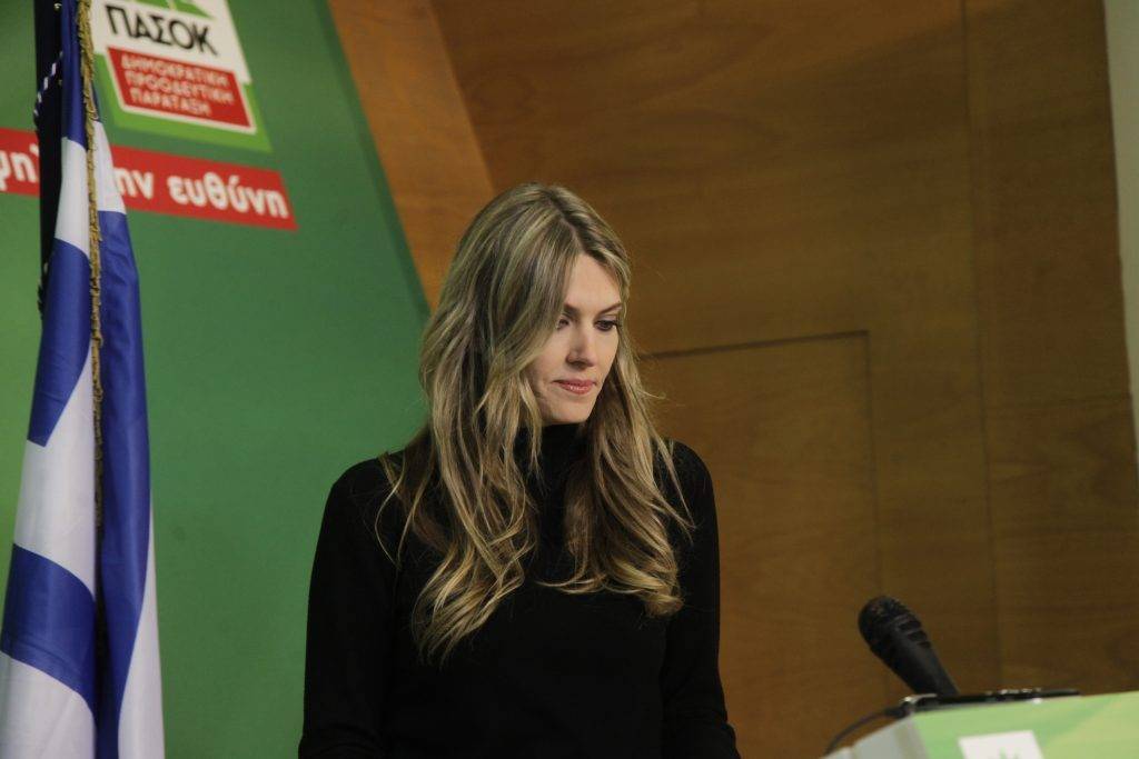 Εύα Καϊλή: Καθαιρέθηκε ομόφωνα από την αντιπροεδρία της Ευρωβουλής