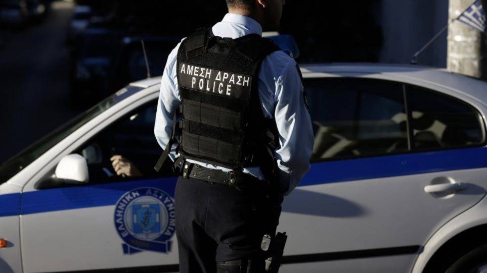 Αθήνα: Συμπλοκή ανήλικων κοριτσιών- Τραυματίστηκε με μαχαίρι μια 16χρονη