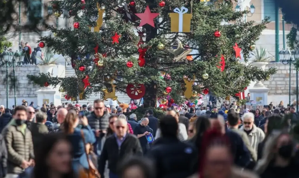 Θεσσαλονίκη: Το εορταστικό ωράριο σε καταστήματα και σούπερ μάρκετ την παραμονή της Πρωτοχρονιάς