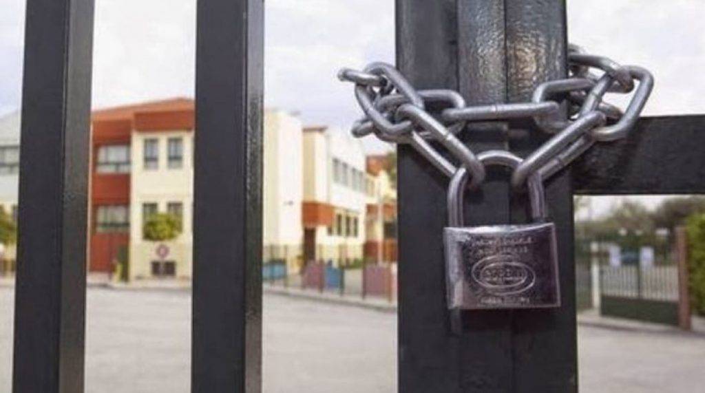 Κλειστά και αύριο τα σχολεία στον Δήμο Δυτικής Λέσβου
