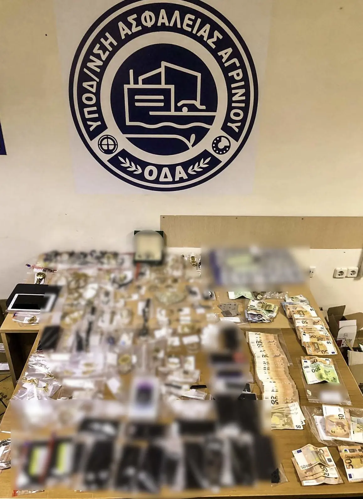 Συμμορία ρήμαξε 60 σπίτια σε όλη τη χώρα - Πάνω από 600.000 ευρώ η λεία τους