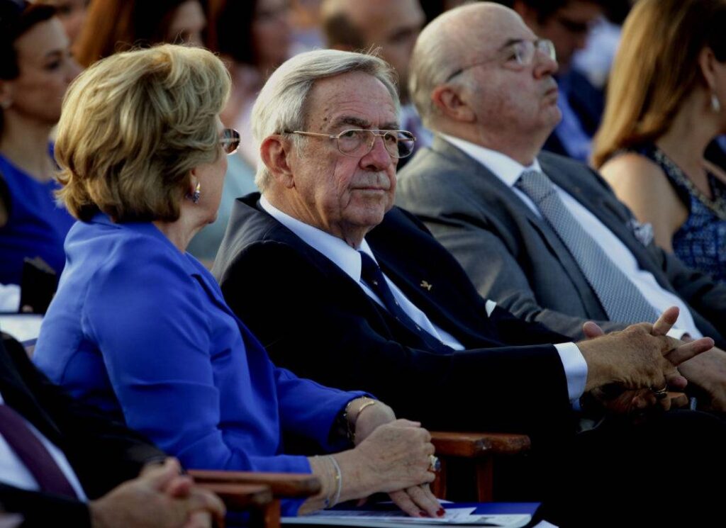 Τέως βασιλιάς Κωνσταντίνος: Στο Τατόι η ταφή του – Διυπουργική για το τελετουργικό της κηδείας