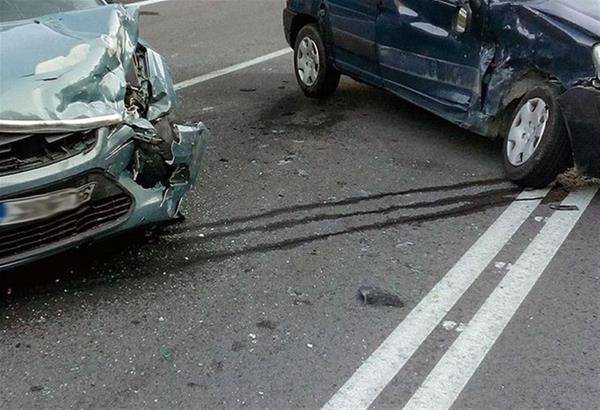 Καραμπόλα 10 αυτοκινήτων στην Εθνική Οδό