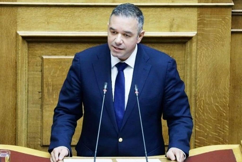 Παραιτήθηκε ο βουλευτής της ΝΔ Θέμης Χειμάρας