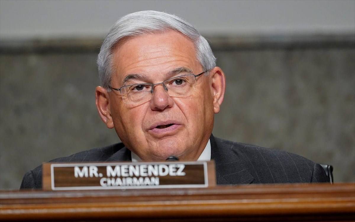 Μπόμπ Μενέντεζ: «Εντελώς απαράδεκτες οι συνεχιζόμενες απειλές του Ερντογάν εναντίον της Ελλάδας»