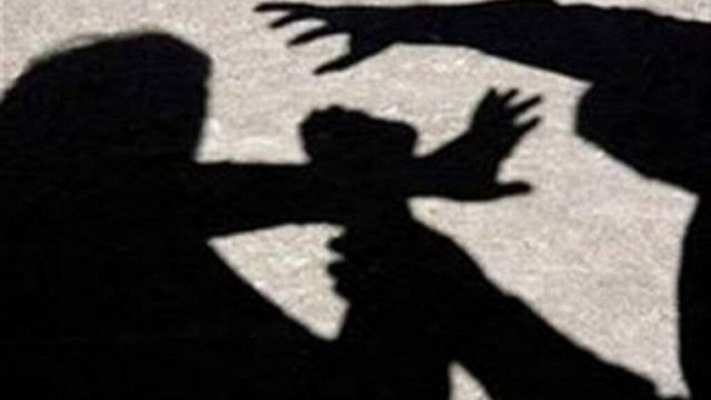 Ηράκλειο: Ρώτησαν νεαρούς τι ομάδα είναι και μετά τους ξυλοφόρτωσαν