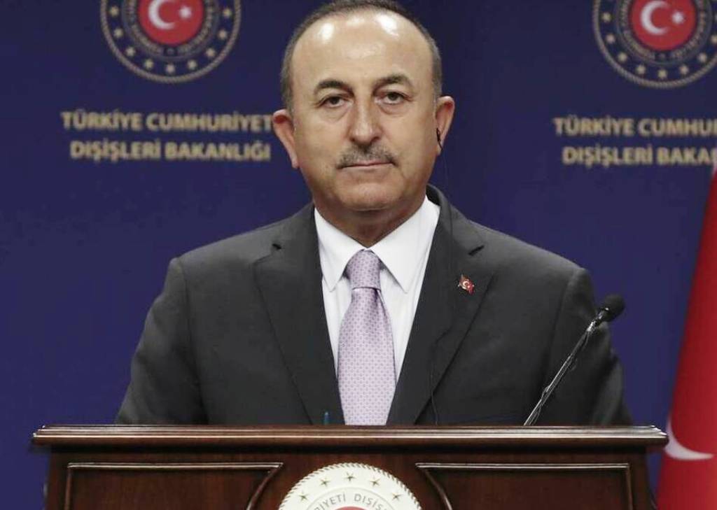 Μεβλούτ Τσαβούσογλου: «Η Άγκυρα δεν θα επιτρέψει νέα εισροή Σύρων προσφύγων μετά τους σεισμούς»