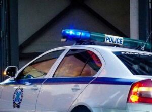 Σπείρα έκλεβε από καταστήματα και μετέφερε τα κλοπιμαία με νοικιασμένα οχήματα