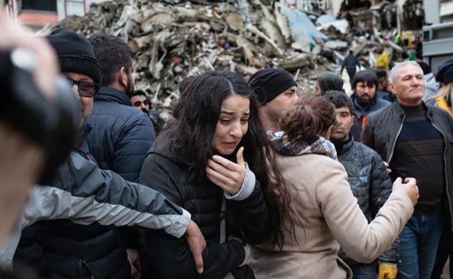 Σεισμός σε Τουρκία-Συρία: Πάνω από 8.700 οι νεκροί – Εφιαλτικές εκτιμήσεις για 20.000 νεκρούς