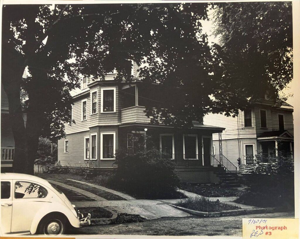 ΗΠΑ: Μετά από μισό αιώνα η εξέταση ενός αποτσίγαρου “έδειξε” το δολοφόνο μιας γυναίκας στο Βερμόντ