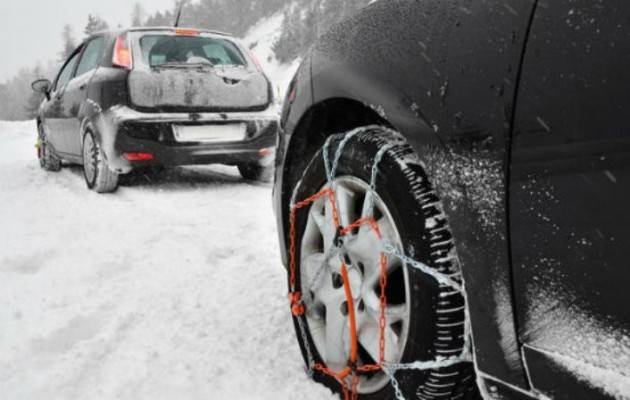 Έσπασε τα κοντέρ η αισχροκέρδεια στις αλυσίδες: Ζητούσαν έως και 400 ευρώ