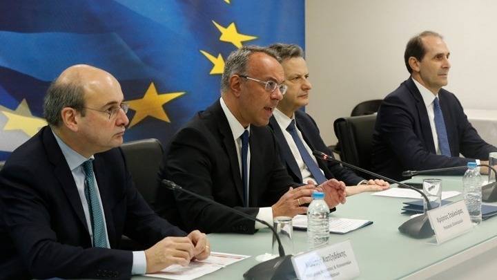 Η εξειδίκευση των μέτρων για συνταξιούχους, οφειλέτες και αγρότες