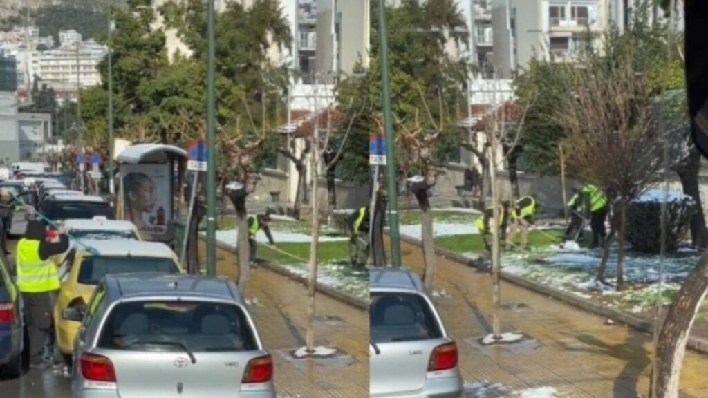 Τραγελαφικές καταστάσεις στο κέντρο της Αθήνας – Υπάλληλοι του Δήμου καθαρίζουν το χιόνι πάνω από το γρασίδι