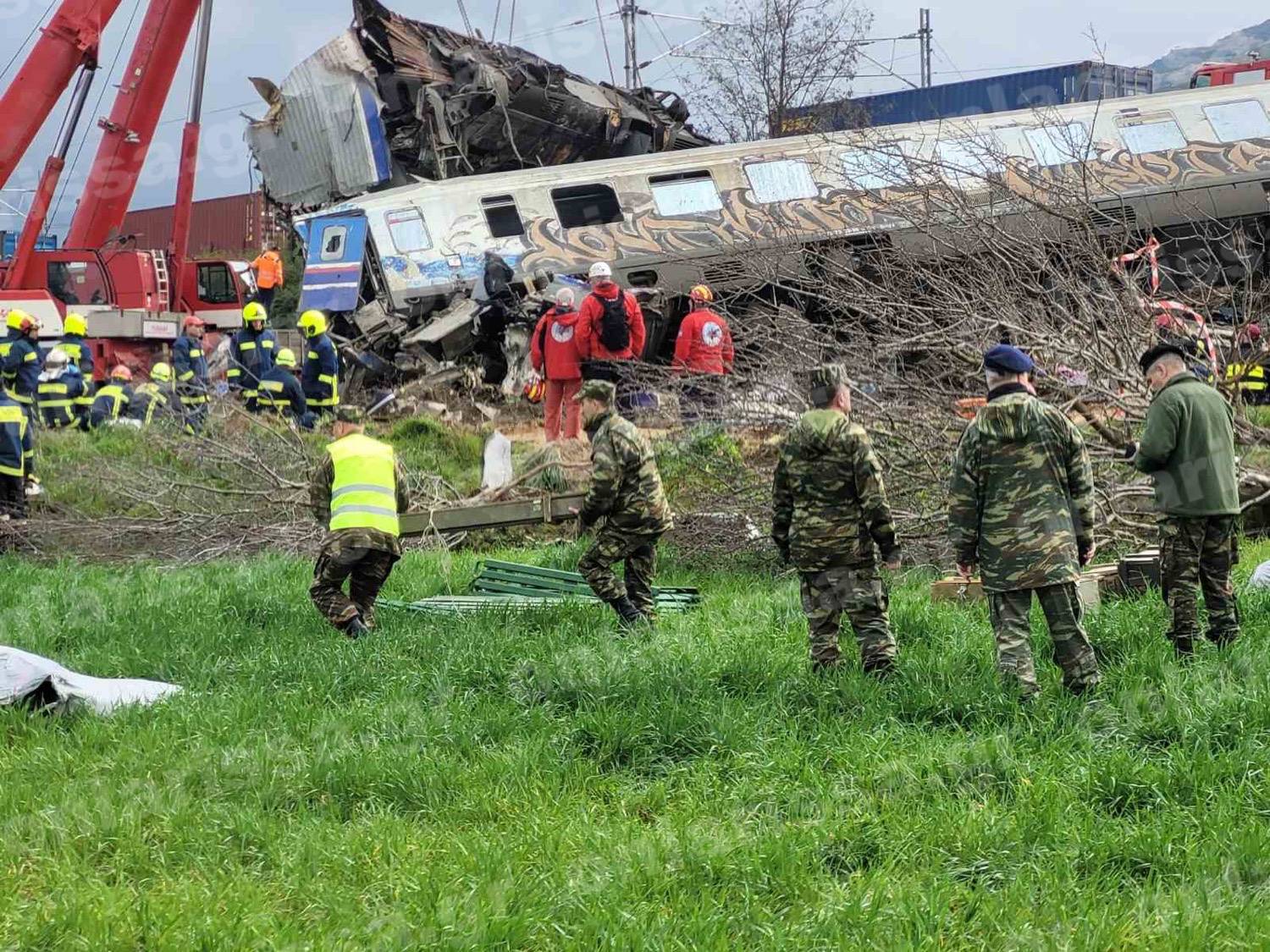 Σύγκρουση τρένων στα Τέμπη: Στους 36 οι νεκροί - Αυξάνεται ο τραγικός απολογισμός