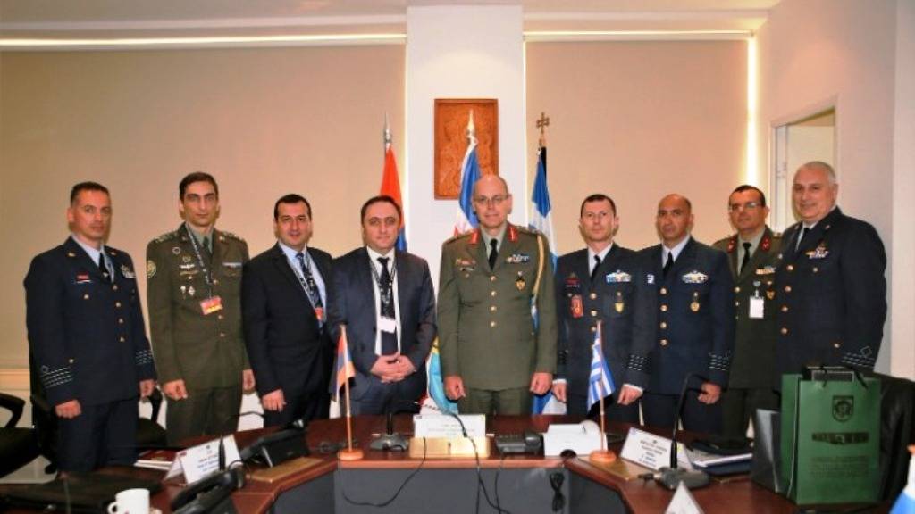 Υπεγράφη πρόγραμμα στρατιωτικής συνεργασίας Ελλάδας - Αρμενίας για το 2023