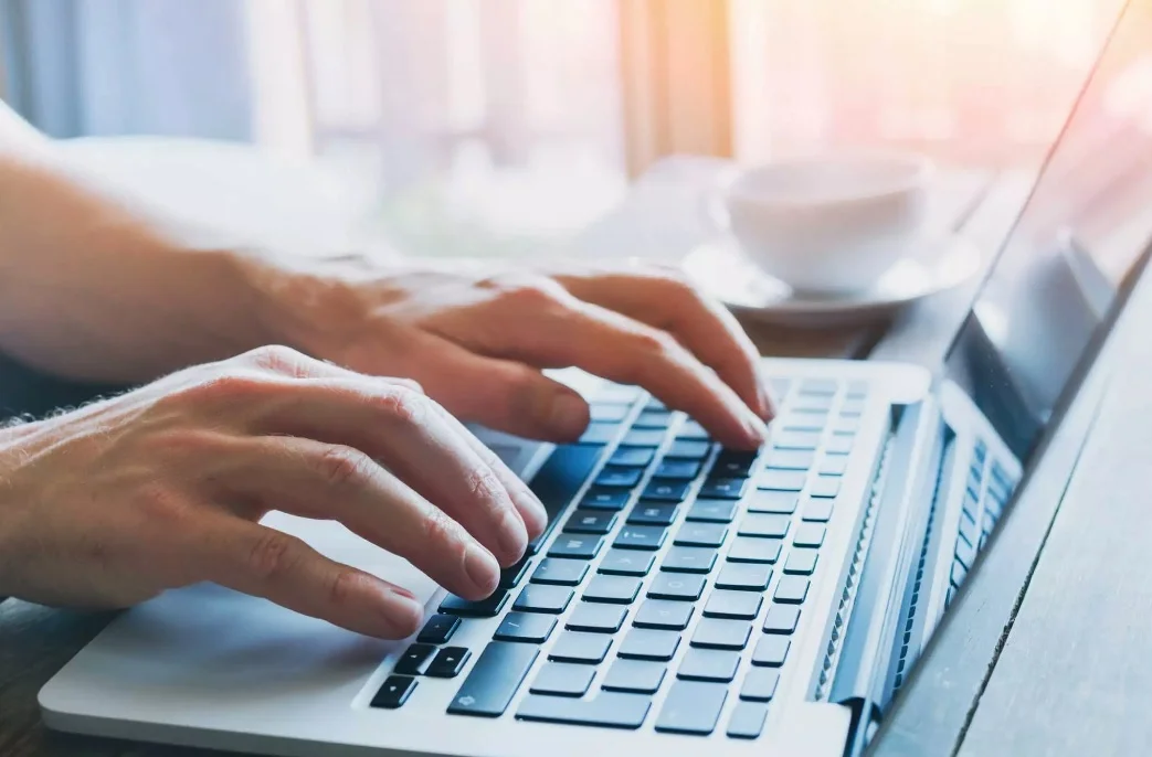 Το υπουργείο Οικονομικών σαρώνει Facebook και Instagram για φοροδιαφυγή – Το “σαφάρι” στα social media