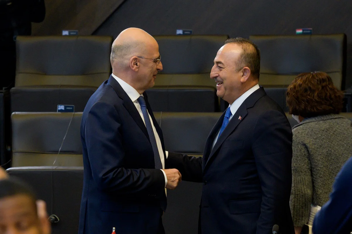 Χείρα φιλίας στην Αθήνα τείνει ο Τσαβούσογλου – Έστειλε ευχές για την επέτειο της 25ης Μαρτίου