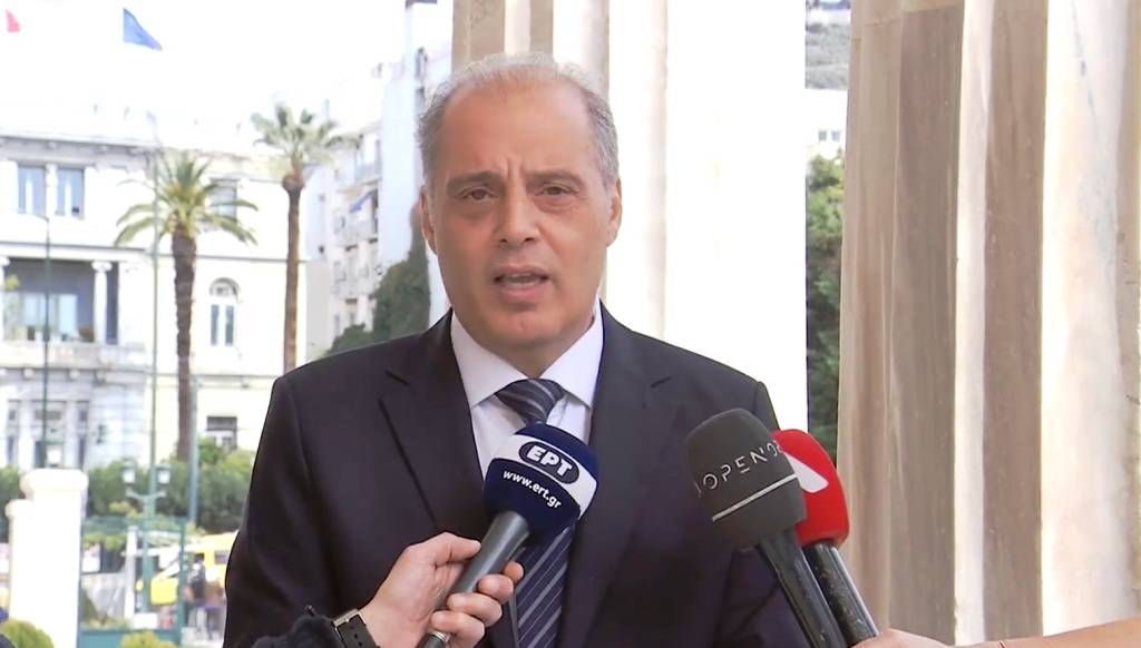 Κυριάκος Βελόπουλος: «Και βραχιολάκια στην εταιρεία και φυλακή τους υπαίτιους και δήμευση των περιουσιών, αλλιώς οι νεκροί δεν θα δικαιωθούν»