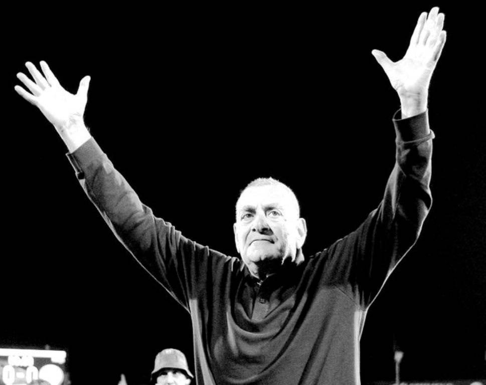 “Έφυγε” ο Μάκης ο Μανάβης εμβληματική φυσιογνωμία των φιλάθλων του ΠΑΟΚ