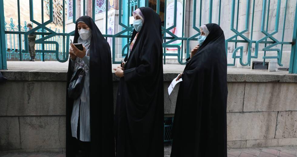 Ιράν: Σιγή ιχθύος από την κυβέρνηση σχετικά με την δηλητηρίαση εκατοντάδων μαθητριών στο Ιράν