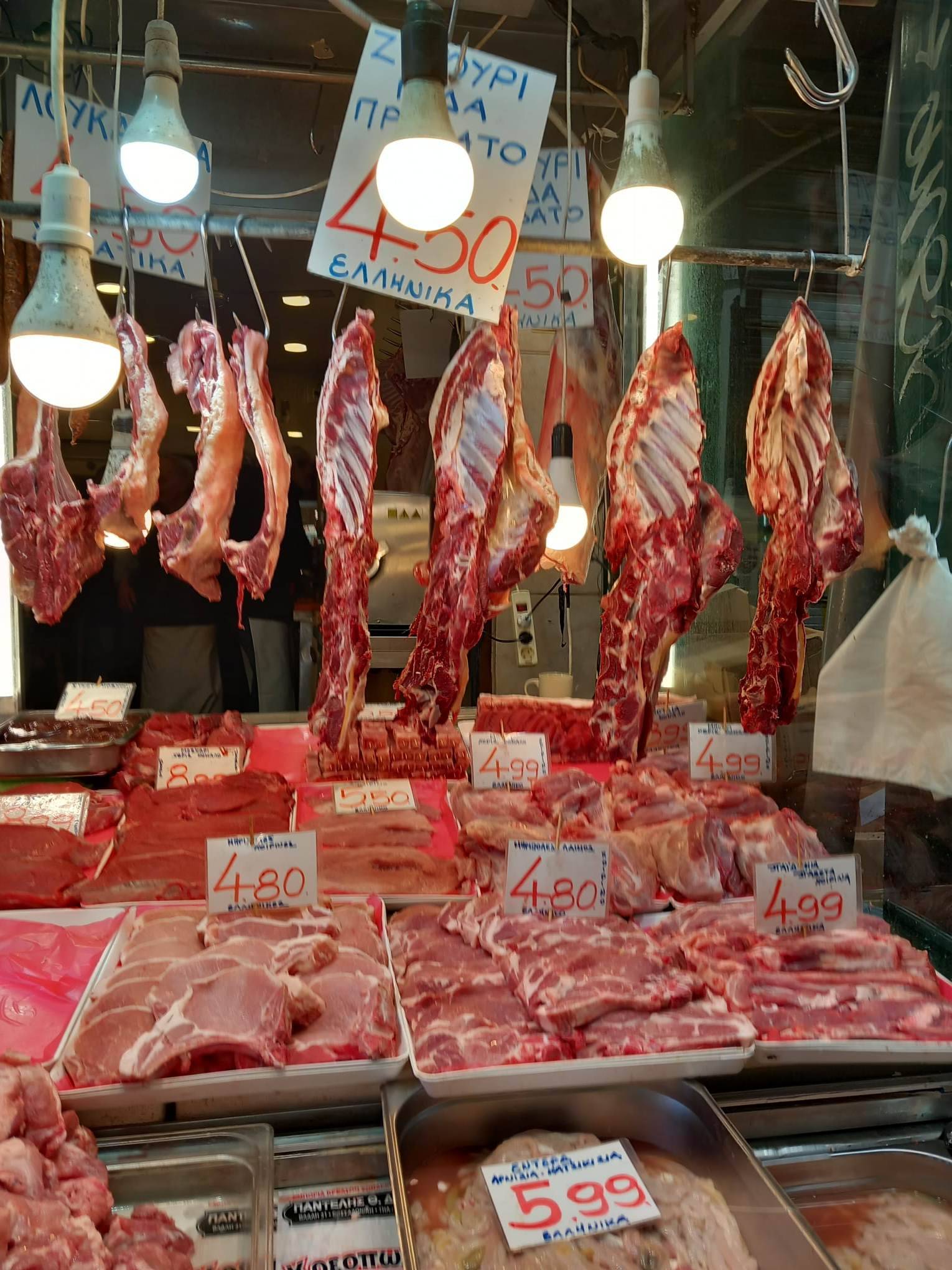 «Τσουχτερό» το φετινό πασχαλινό τραπέζι - Το ακριβότερο όλων των προηγούμενων ετών //ΒΙΝΤΕΟ