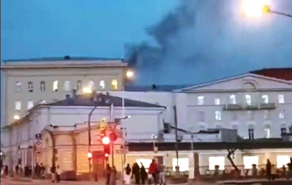 Φωτιά σε κτίριο του Ρωσικού υπουργείου άμυνας