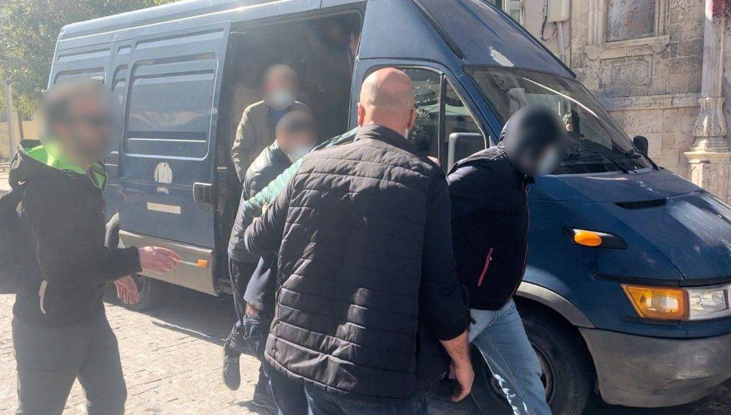 Πρώην λιμενικός και συνταξιούχος αρχαιολόγος σε μεγάλο κύκλωμα αρχαιοκαπηλίας στην Κρήτη