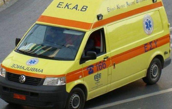 Θεσσαλονίκη: Τραυματισμός 18χρονου από πτώση δέντρου