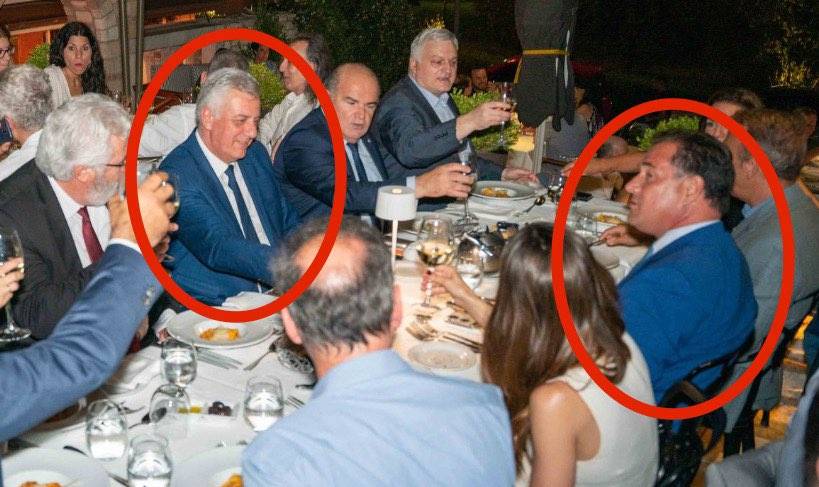 Ο Αντώνης Μυλωνάκης έτρωγε στο ίδιο τραπέζι με τον Άδωνι Γεωργιάδη – ΦΩΤΟΓΡΑΦΙΑ – Focus FM 103.6