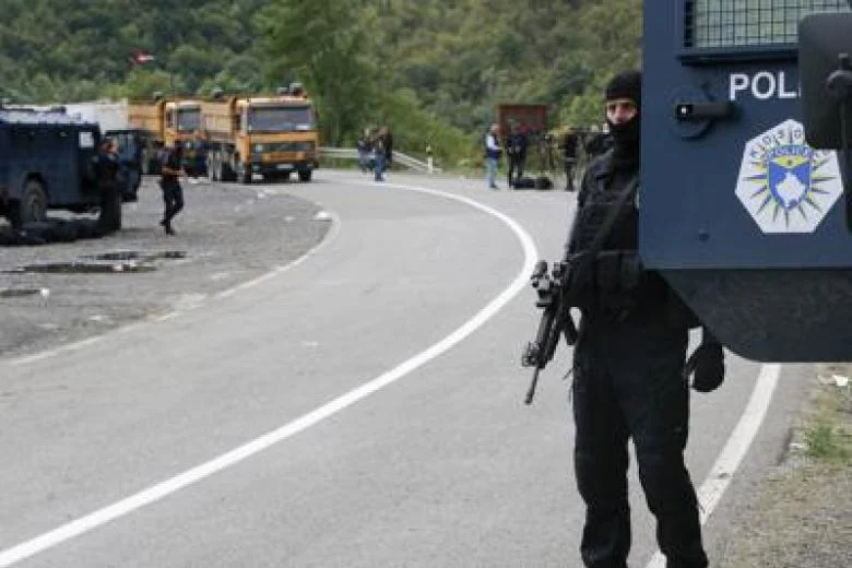 Έκρυθμη η κατάσταση στο Κόσοβο – Σοβαρά επεισόδια και εκατοντάδες τραυματίες