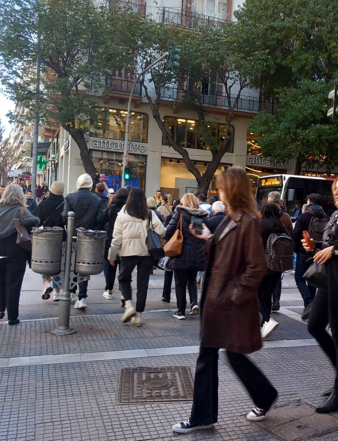 Ανασφάλιστοι από αύριο ελεύθεροι επαγγελματίες, αυτοαπασχολούμενοι και αγρότες