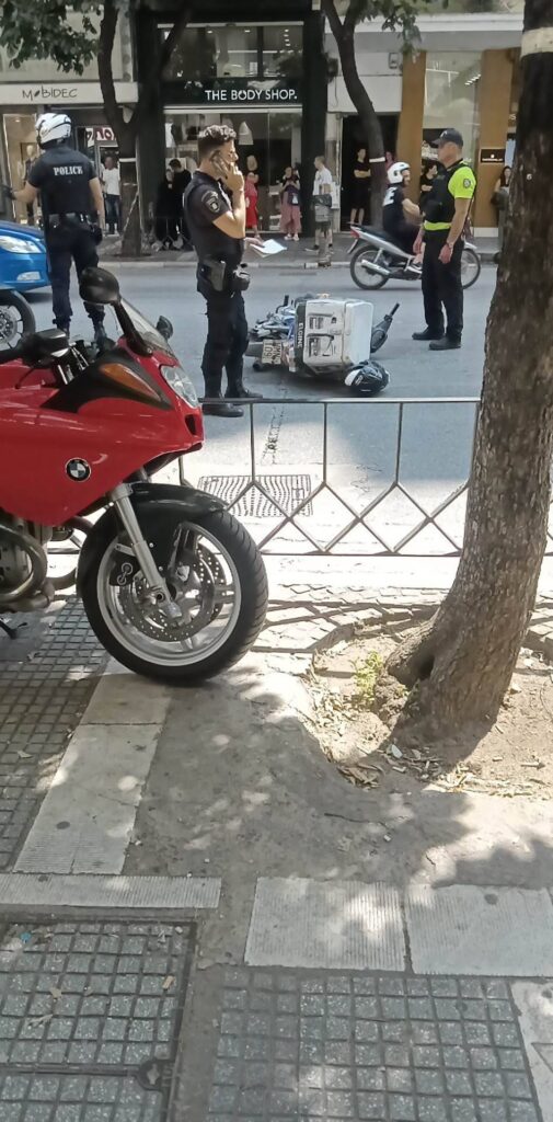 Θανατηφόρο τροχαίο στη Θεσσαλονίκη: Έκκληση από τον ιερέα-αδελφό του θύματος για τον εντοπισμό του οδηγού που εγκατέλειψε το σημείο