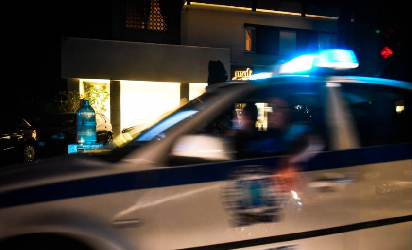 Νέα Χαλκηδόνα: Αιματηρή επίθεση σε ανήλικους – Τους άρπαξαν τα κινητά και μαχαίρωσαν 15χρονο