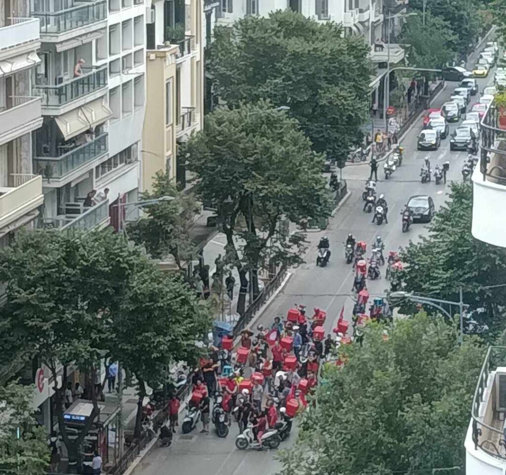 Θεσσαλονίκη: Μοτοπορεία στη μνήμη του 55χρονου διανομέα //ΒΙΝΤΕΟ