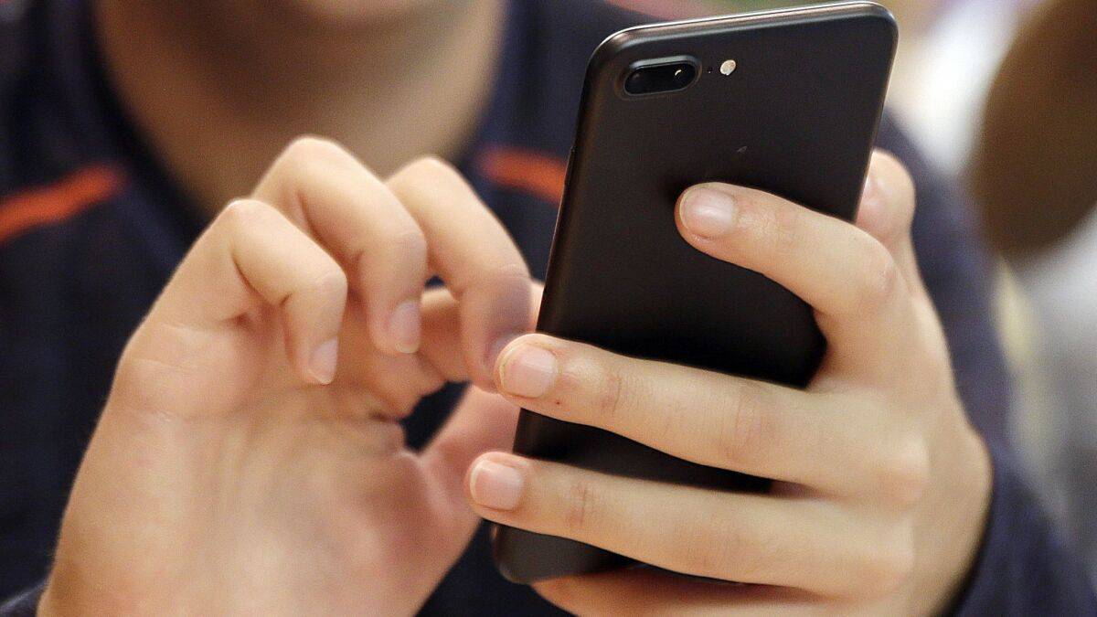 Αυξήσεις-«φωτιά» σε σταθερή, κινητή και ίντερνετ μετά τις εκλογές