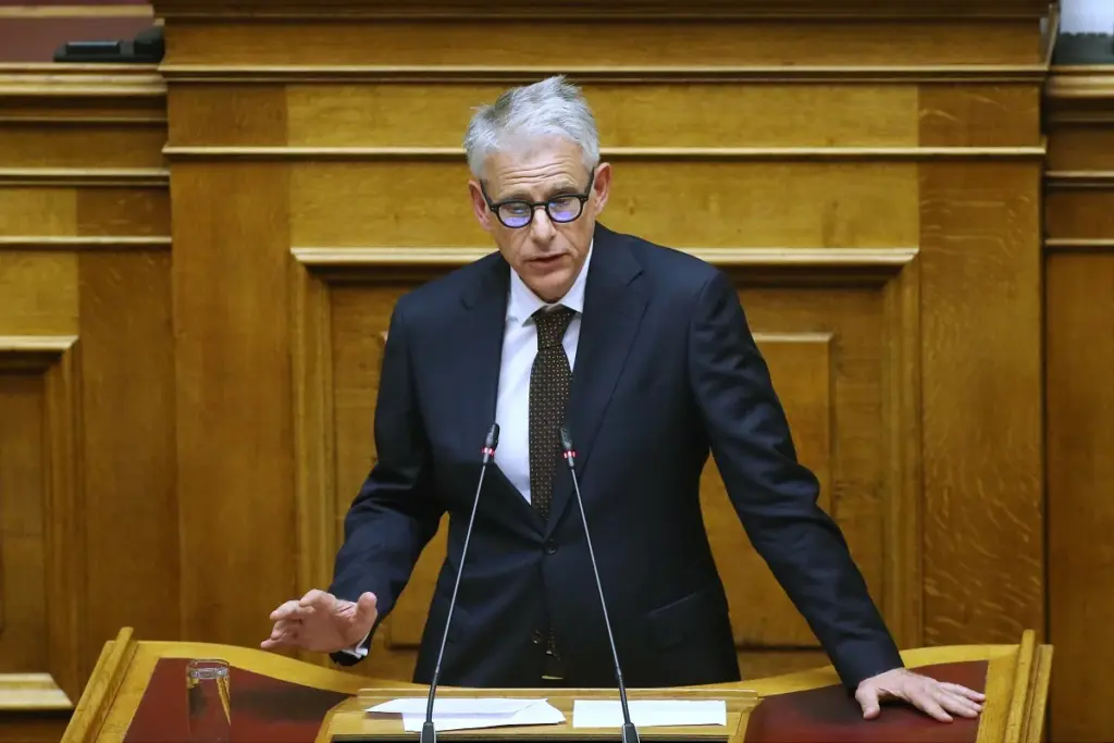 Παρέμβαση «Ρουβίκωνα» στο σπίτι του Σπύρου Πνευματικού