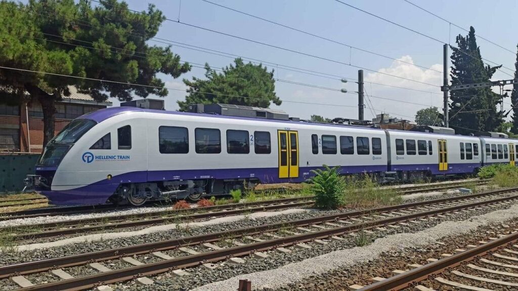 Ακινητοποιήθηκε αμαξοστοιχία από Θεσσαλονίκη για Αθήνα λόγω τεχνικού προβλήματος